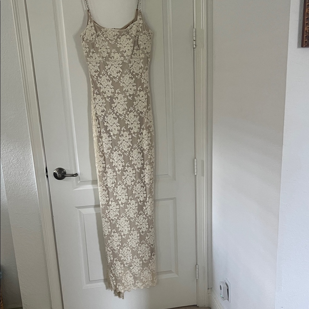 Jessica McClintock Cream Lace Maxi Dress